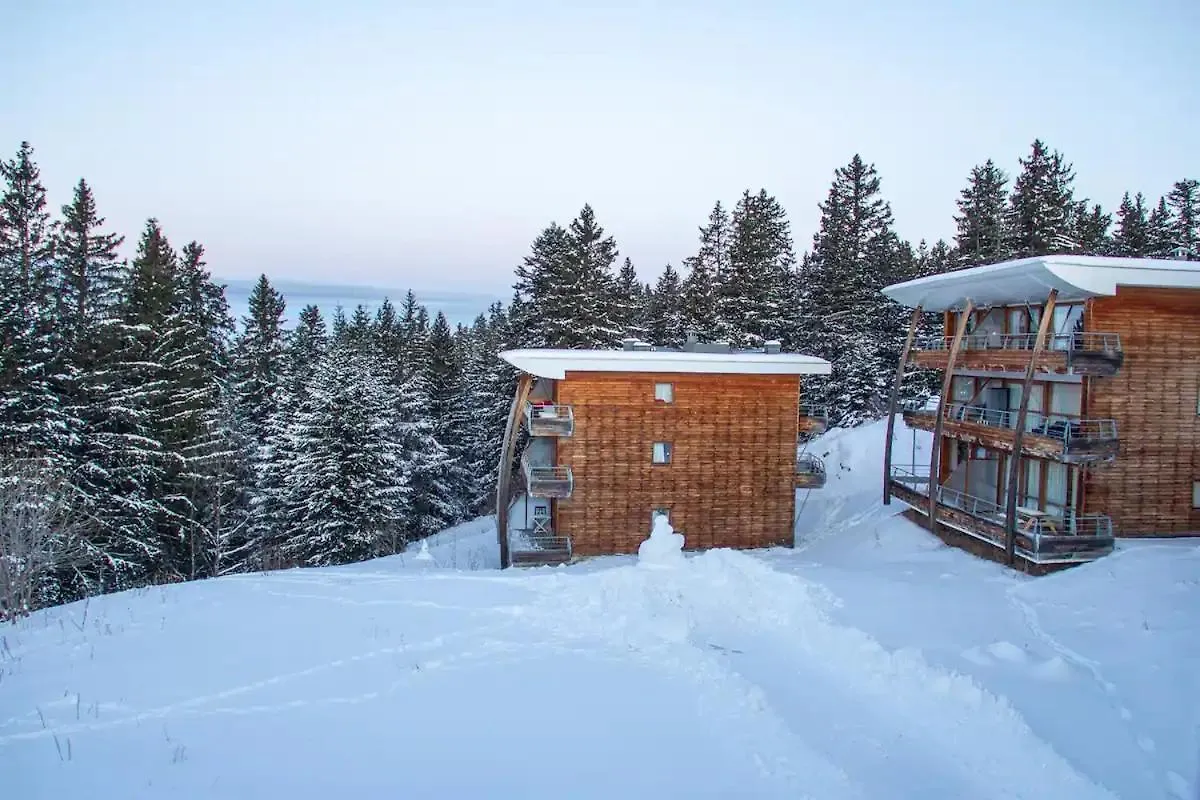 Appartement 3 Etoiles Au Pied Des Pistes Avec Balcon Ete Chamrousse France