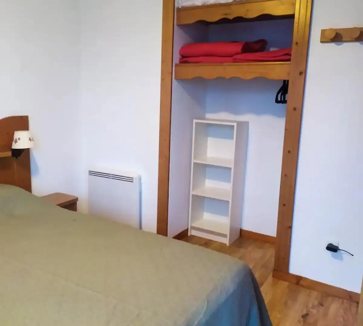 Apartment Appartement 3 Etoiles Au Pied Des Pistes Avec Balcon Ete Chamrousse France